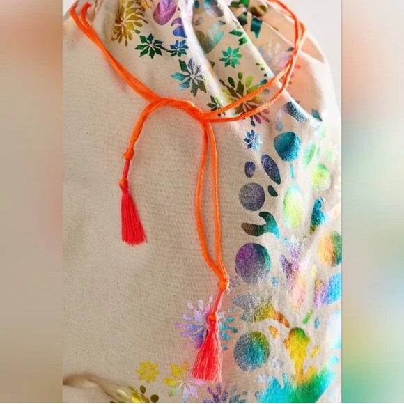 Two Free People Holiday Edition Gift Bags in Large - Buti Logo Gift Sak - Picture 6 of 10